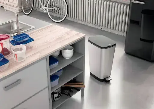 Pedāļspainis metalizēts Chic Bin L 45L tērauda krāsā Foto 2