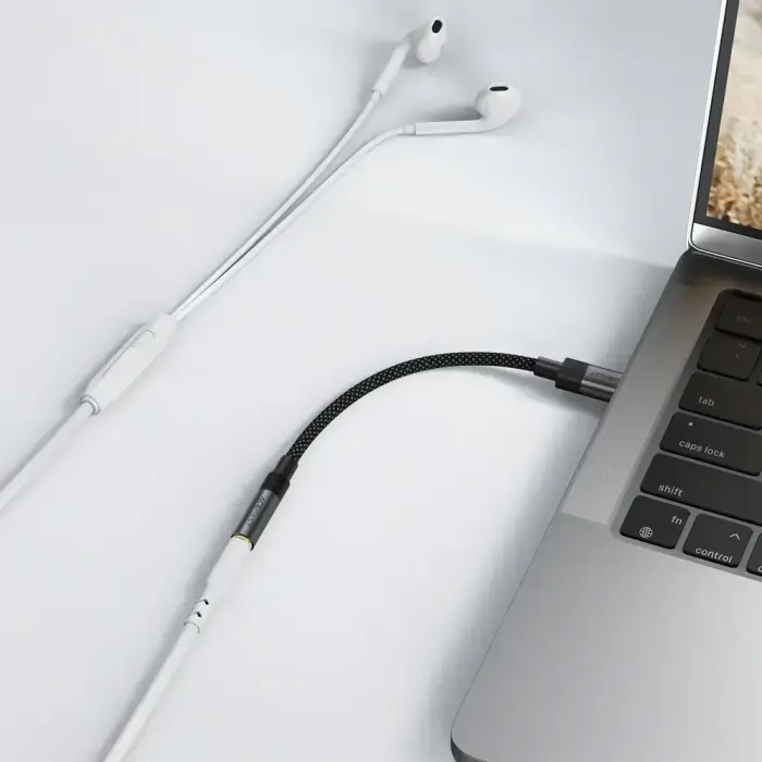 Acefast J12 USB-C to 3.5mm mini jack adapter - black Photo 6