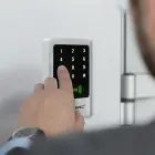Qoltec Code lock MIMAS with RFID reader Code | Card | key fob | Doorbell button | IP68 | EM Фото 4
