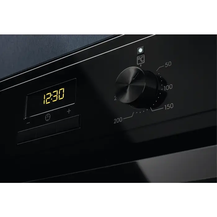 Electrolux cepeškrāsns, iebūv., 65l, tērauda ar pārklājumu pret pirkstu nospiedumiem Foto 6