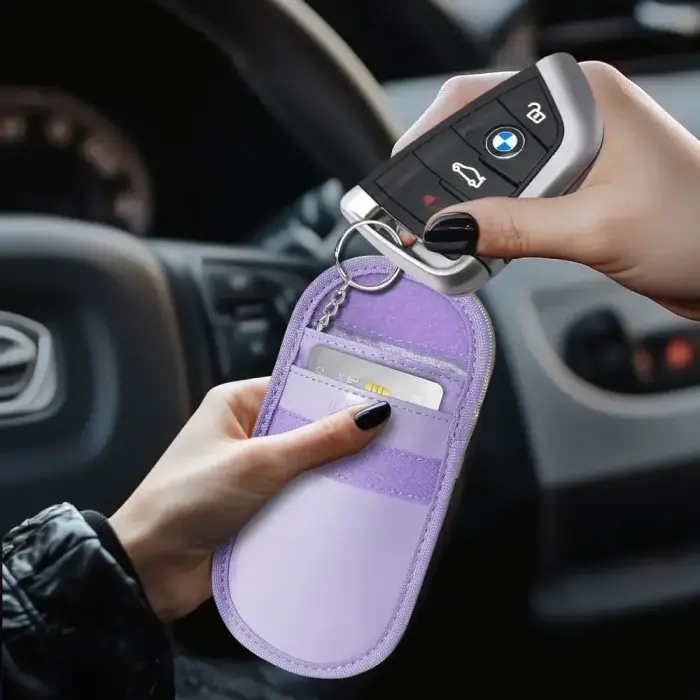 KLATKA FARADAYA TECH-PROTECT KLR100 POUCH KEYLESS RFID SIGNAL BLOCKER CASE LAVENDER Foto 5