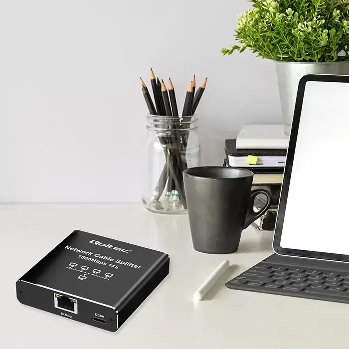 Qoltec Splitter Ethernet mini SWITCH 1x4 RJ45 | 1000Mb/s | USB-C | Aluminium Фото 4