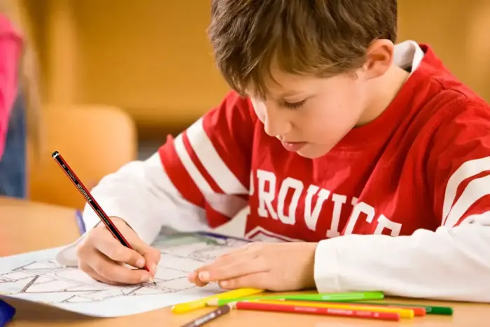 Zīmulis STAEDTLER TRADITION HB sarkans korpuss Фото 9