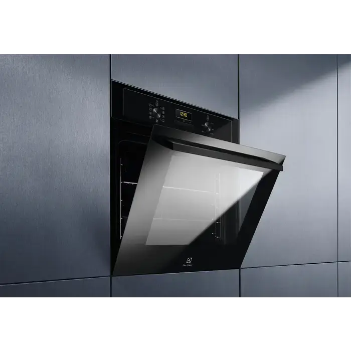 Electrolux cepeškrāsns, iebūv., 65l, tērauda ar pārklājumu pret pirkstu nospiedumiem Foto 4
