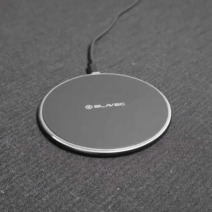 Blavec Induction charger BQI-06 Qi 15W UniCharge (BQI06-QIB) matte black Foto 5