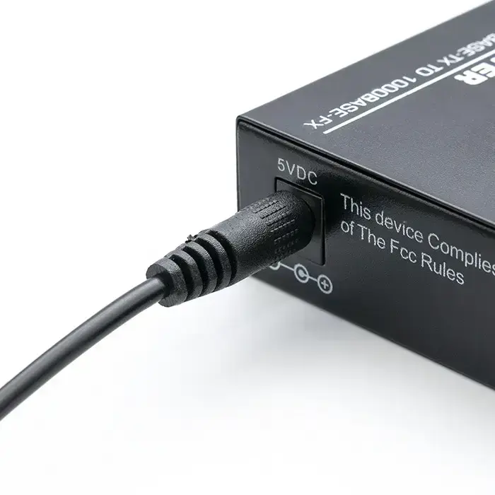 Qoltec Bidirectional Ethernet SWITCH Media Converter 1x RJ45 1x SFP| 1000Mbps | 5V Фото 13