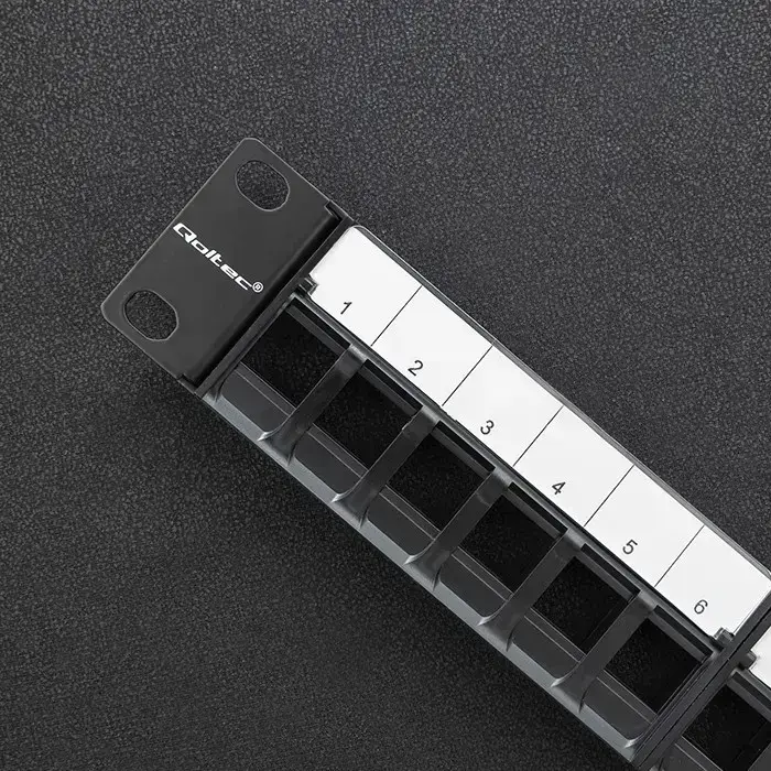 Qoltec Solid steel patch panel for 19'' rack | 24 ports | 1U | UTP | Black Foto 8