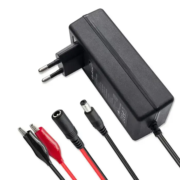 Qoltec Automatic charger for AGM GEL STD 6V 12V battery | 1.5A | Rectifier with LED indicator Foto 10