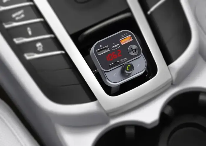 ART transmiter FM bluetooth 5.0 + USB A QC3.0 + Typ C (total 30W) FM-84B black Фото 7
