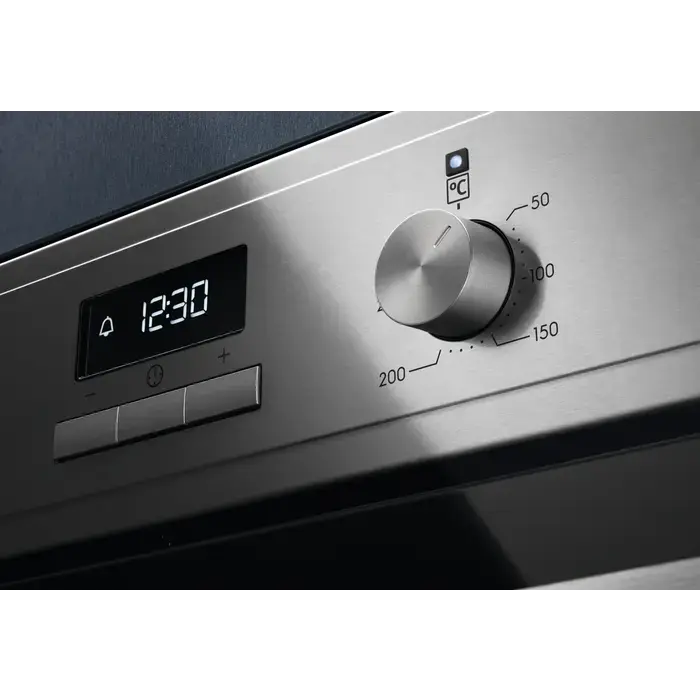 Electrolux cepeškrāsns, iebūv., 65l, tērauda ar pārklājumu pret pirkstu nospiedumiem Foto 2