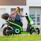 Qoltec Fast Charger for e-bike, electric scooter 36V | 42V | 2A | 5.5*2.1 | water resistant + power cable Foto 15